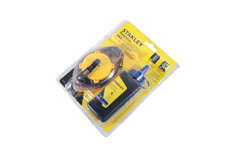 Tiza, líneas y nivel Stanley, set completo en empaque plástico transparente con accesorios amarillos y botella negra