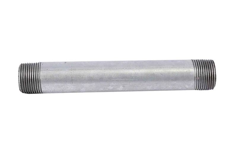 Niple galvanizado rosca cédula 20 de 1"x8" Facenil, vista lateral completa con roscas en ambos extremos