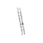 Escalera de extensión de aluminio Cuprum de 16 pies y 330 lbs, vista frontal completa extendida sobre fondo blanco