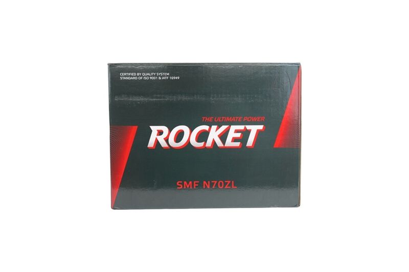Batería N70ZL-SMF 75 amp 12 voltios 560 CCA Rocket, vista frontal de la caja de empaque negra con letras rojas y blancas