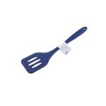 Cuchara ranura silicone colores sólidos Core Kitchen, vista lateral completa en color azul con etiqueta blanca en el mango