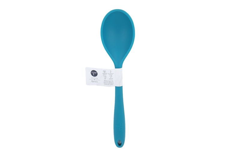 Cuchara silicone colores sólidos Core Kitchen, color azul con etiqueta blanca de cartón envolviendo el mango