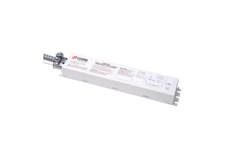 Luminaria empotrar ojo de buey LED 4 pulgadas, complemento batería Cooper Lighting, driver LED blanco alargado con cableado