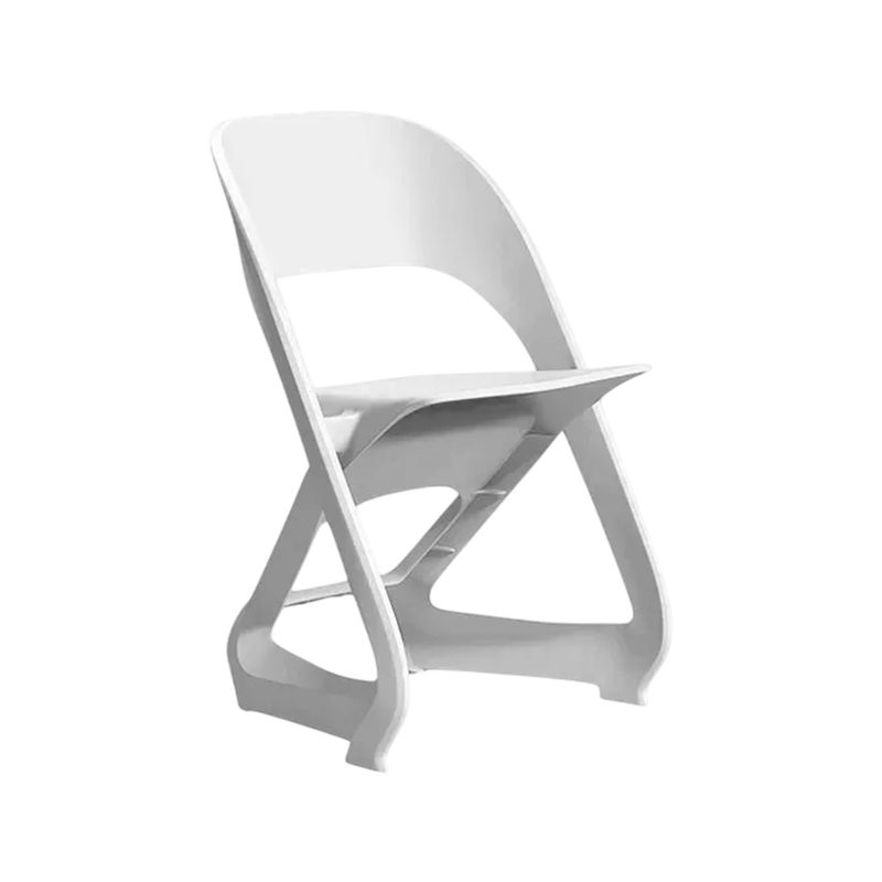 Silla plástica blanca Ideal Furniture, vista lateral con diseño ergonómico y patas curvas
