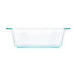 Bandeja de vidrio para hornear 8 x 8 pulgadas Pyrex, vista frontal del recipiente transparente con asas laterales