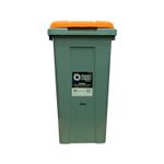 Basurero para reciclaje rectangular 50 l con tapa naranja Trash Crash, vista frontal del cuerpo gris con etiqueta central