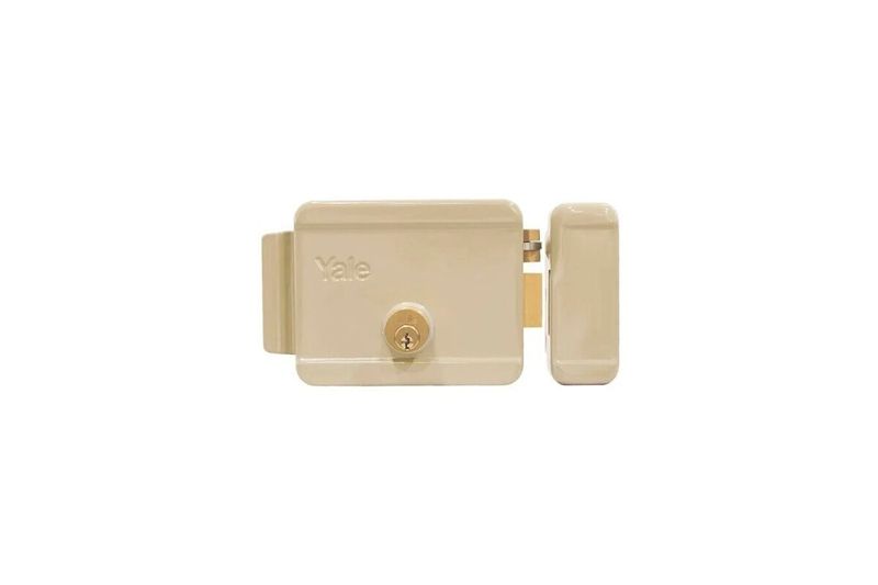 Kit cerradura parche eléctrica Yale transformador, cable y botón izquierda, primer plano del cuerpo y pestillo beige