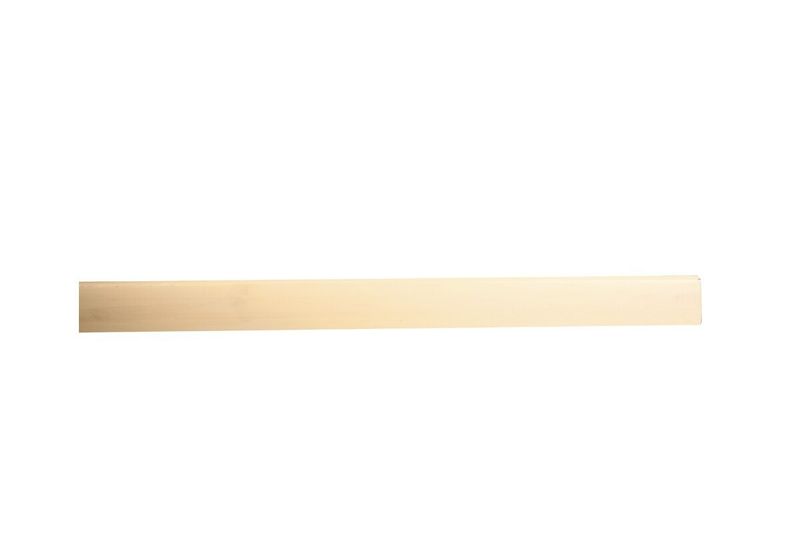 Moldura para tablilla plástica 5.90 m madera clara Canet, vista frontal de la pieza alargada sobre fondo blanco