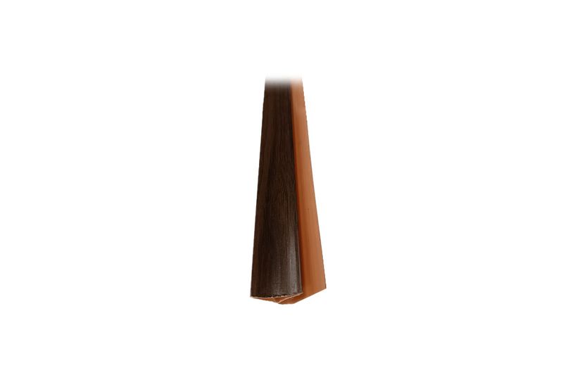 Moldura laminada roble de 5.90 m Canet, vista en perspectiva del perfil con acabado en madera