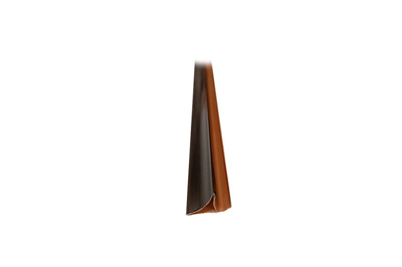 Moldura laminada roble 5.90 m Canet, detalle del perfil transversal y acabado veteado en madera