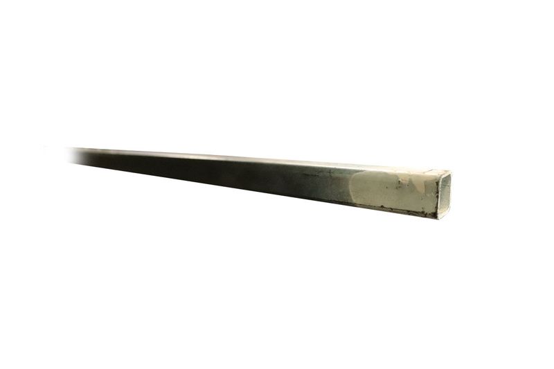 Tubo cuadrado negro 6 mts CH-16 3x3 Aceros de Guatemala, perspectiva lateral del perfil metálico hueco