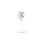 Abanico de pedestal 18 pulgadas 5 aspas 3 velocidades blanco Westinghouse, vista frontal completa sobre fondo blanco