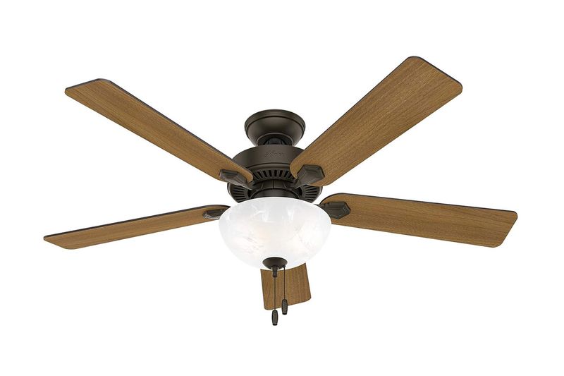 Abanico de techo interior Swanson Bowl 52 pulgadas 1 luces bronce Hunter, vista frontal con aspas de madera y globo blanco