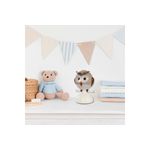Luminaria mesa infantil búho café 1L E14 5W Ikelite, lámpara con forma de búho sobre repisa junto a un oso de peluche