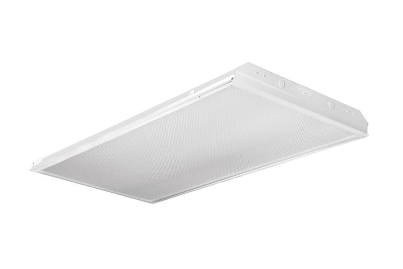 Luminaria LED 503Plus 48 2x18W 1x4 D#1 con tubos LED-CP Sylvania, vista en perspectiva desde abajo con difusor prismático