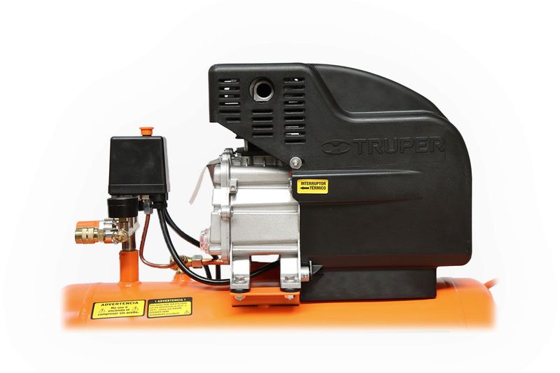 Compresor horizontal Truper de 50 lts, 116 psi y 2.5 hp, detalle cercano del motor, protector negro y tanque naranja