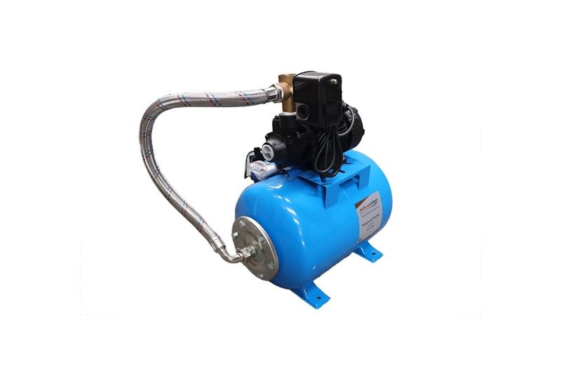 Equipo hidroneumático 1/2 HP, 24 lts, 110V AquaPro, vista lateral del tanque azul con bomba negra y manguera flexible