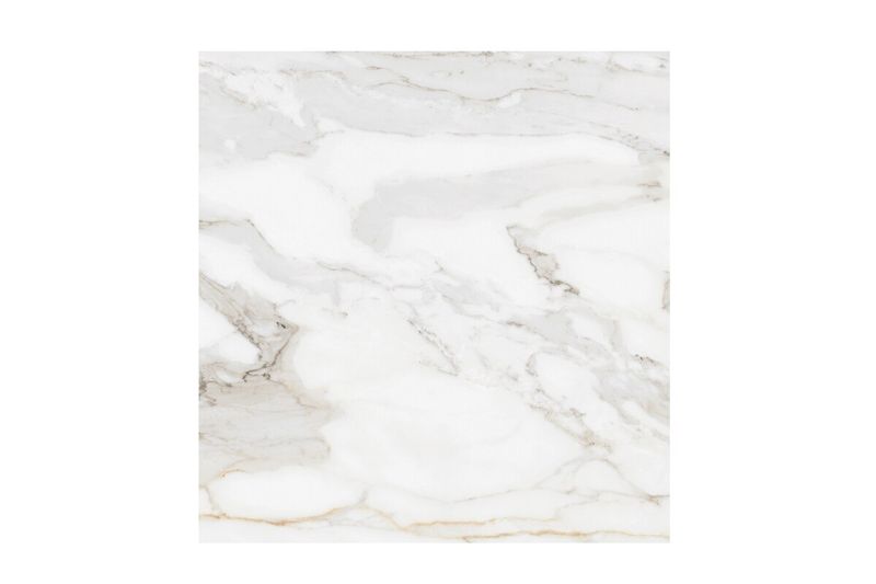 Porcelanato 120x120 gold calacatta super brillante Sunheart, vista frontal de la pieza con vetas grises y doradas