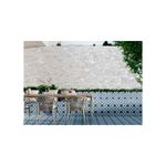 Porcelanato gres hidráulico Fez Blue 44.2 x 44.2 Realonda, aplicado en piso y pared de terraza con muebles de exterior