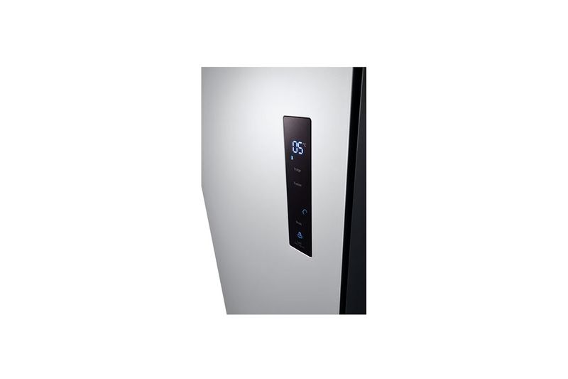 Refrigerador Inverter 519 L Side by Side acero pulido LG, primer plano del panel de control digital con pantalla azul