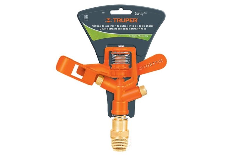 Cabeza para aspersor Truper metal de 3/4 pulgadas, vista frontal sobre empaque con cuerpo naranja y conexión dorada