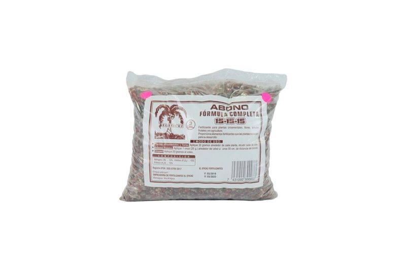 Fertilizante completo 15-15-15 3 lbs Eficaz, bolsa plástica transparente con etiqueta blanca y roja
