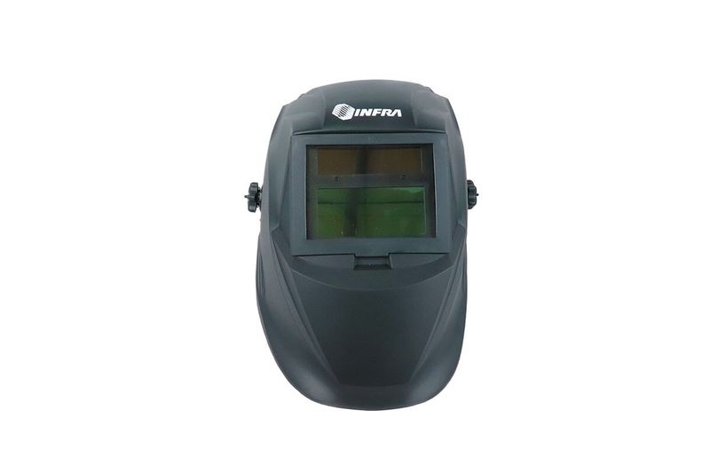 Máscara electrónica para soldar clásica Infra, vista frontal del casco en color negro con el visor rectangular
