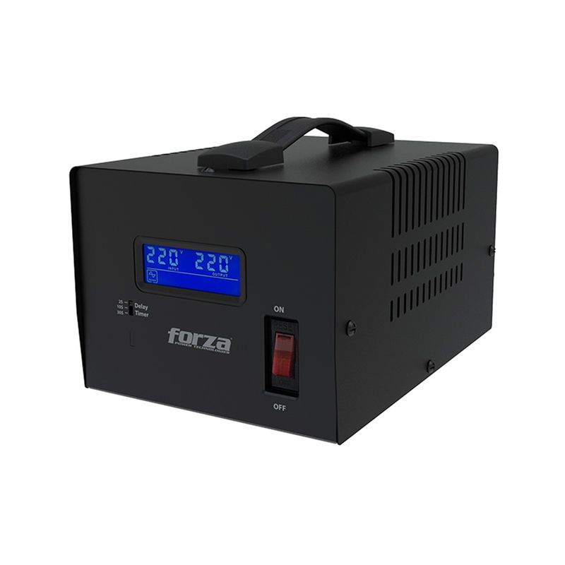 Regulador de voltaje con supresor 4 salidas 600 VA/3000 W 220 V Forza Nema Universal, vista frontal con pantalla digital