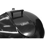 Barbacoa de carbón Kettle 22" Grill Mark, primer plano de la tapa negra con asa y logotipo metálico