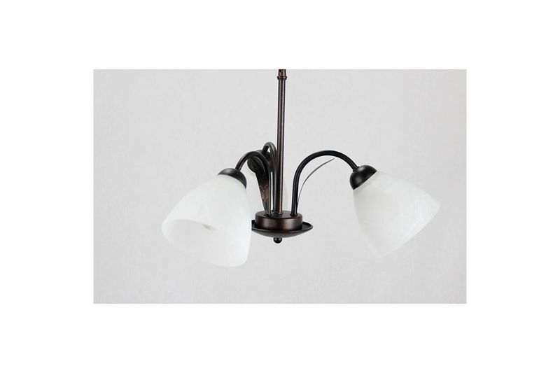 Lámpara colgante clásica Lucca negro 3 luces E27 60 W in&out Sinsa, vista frontal con pantallas de vidrio blanco