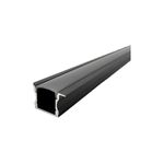 Perfil aluminio striplights sobreponer muro/plafón 3 mts negro Construlita, vista en perspectiva del perfil cortado